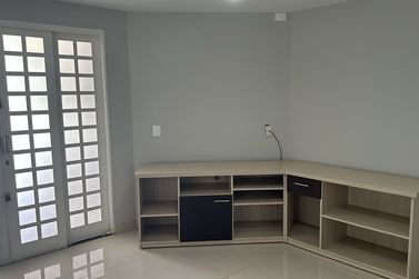 Sobrado &agrave; venda - 270m&sup2; - Zona II