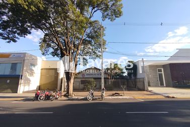 Casa para alugar - 118m&sup2; - Zona VI