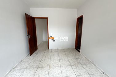 Casa para alugar - 92m&sup2; - Zona 06