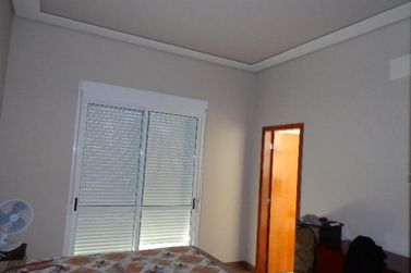 Casa &agrave; venda - 150m&sup2; - Zona 2