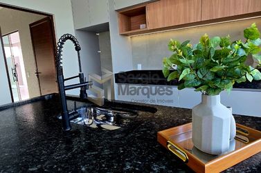 Casa &agrave; venda - 250m&sup2; - Jardim Alemanha