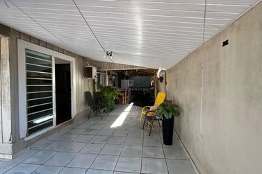 Casa &agrave; venda - 276m&sup2; - Jardim Para&iacute;so