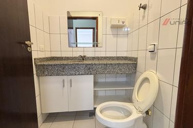 Sal&atilde;o Comercial para alugar - 167m&sup2; - Zona I