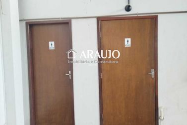 Sal&atilde;o Comercial para alugar - 750m&sup2; - Jardim Janina