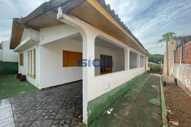 Casa &agrave; venda - 490m&sup2; - Zona VII