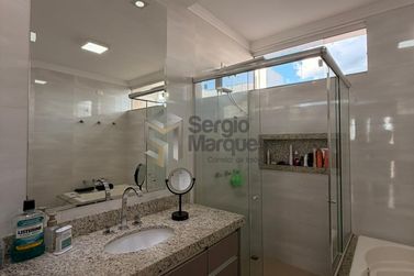 Sobrado &agrave; venda - 227m&sup2; - Condom&iacute;nio Ecoville