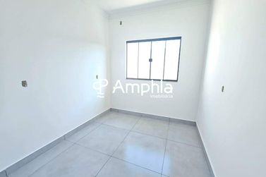 Casa &agrave; venda - 60m&sup2; - Esmeralda