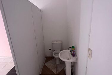 Sala Comercial para alugar - 80m&sup2; - Zona 1 A