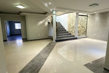 Sobrado &agrave; venda - 376m&sup2; - Zona I