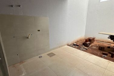 Casa &agrave; venda - 91m&sup2; - PARQUE RESIDENCIAL VILLAGE