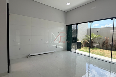 Casa &agrave; venda - 110m&sup2; - Jardim Cima
