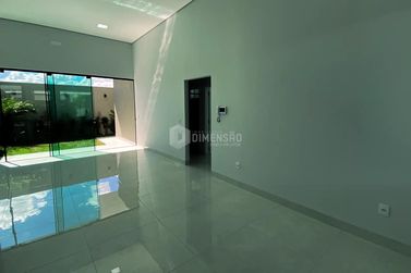 Casa &agrave; venda - 110m&sup2; - Jardim Cima