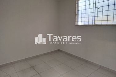 Sal&atilde;o Comercial para alugar - 700m&sup2; - Jardim Santiago
