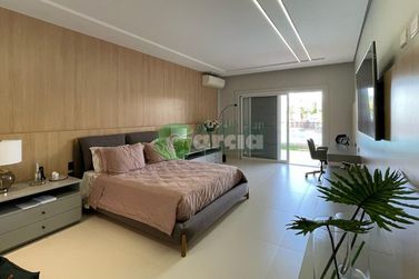 Casa &agrave; venda - 688m&sup2; - -