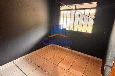 Casa para alugar - 100m&sup2; - JARDIM TAMOIO