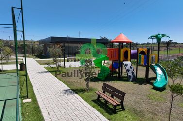Terreno &agrave; venda - 400m&sup2; - Condominio Golden Lake