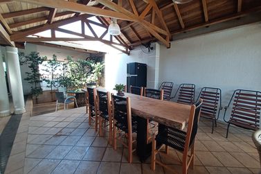Casa &agrave; venda - 420m&sup2; - Zona I