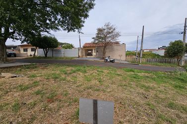 Terreno &agrave; venda - 330m&sup2; - Parque San Remo
