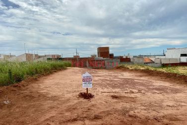 Terreno &agrave; venda - 144m&sup2; - PARQUE RESIDENCIAL METROPOLITANO