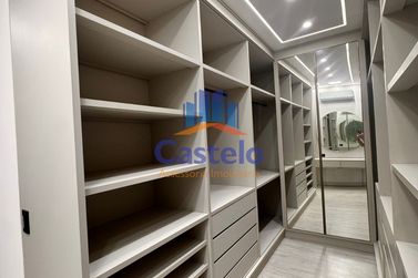 Casa &agrave; venda - 250m&sup2; - JARDIM BELVEDERE
