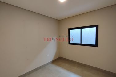 Casa &agrave; venda - 135m&sup2; - PARQUE RESIDENCIAL INTERLAGOS II