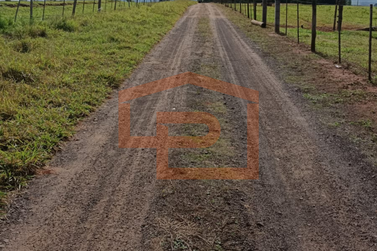 Ch&aacute;cara &agrave; venda - 20000m&sup2; - Zona Rural