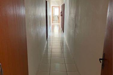 Sal&atilde;o Comercial &agrave; venda - 490m&sup2; - Zona I