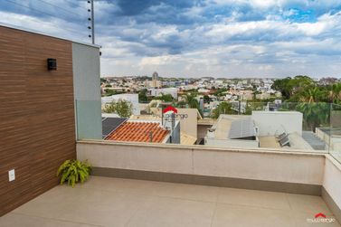 Casa &agrave; venda - 215m&sup2; - Jardim Am&eacute;rica