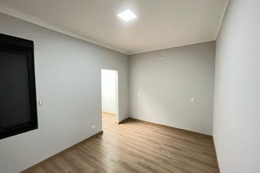 Casa &agrave; venda - 275m&sup2; - Pq Bandeirantes