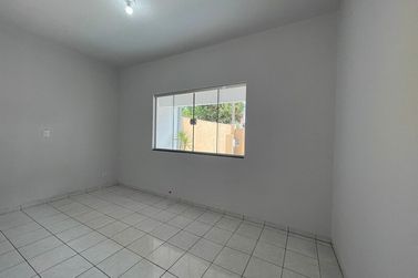 Casa &agrave; venda - 299m&sup2; - Zona IV