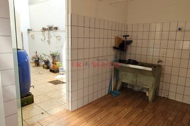 Sobrado &agrave; venda - 250m&sup2; - JARDIM DOS PRINCIPES
