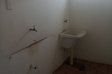 Sal&atilde;o Comercial para alugar - 250m&sup2; - Centro