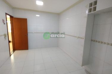 Sobrado para alugar - Zona II