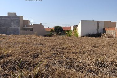 Terreno &agrave; venda - 404m&sup2; - JARDIM GISELA