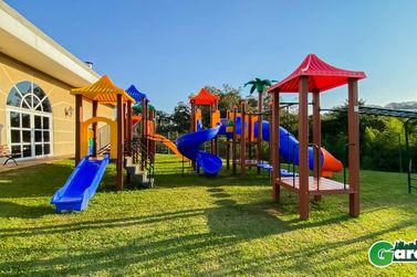 Terreno &agrave; venda - 243m&sup2; - Paysage Essenza Condom&iacute;nio