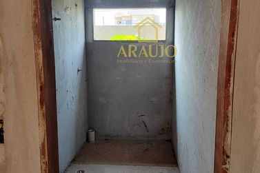 Casa &agrave; venda - 200m&sup2; - Porto Camargo