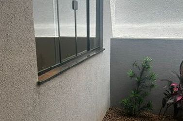 Casa &agrave; venda - 76m&sup2; - JARDIM DAS CEREJEIRAS