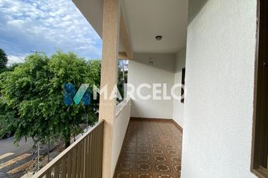 Sobrado &agrave; venda - 223m&sup2; - Zona II