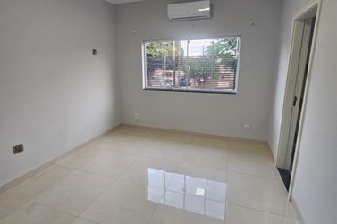 Casa &agrave; venda - 175m&sup2; - Jardim Birig&uuml;i