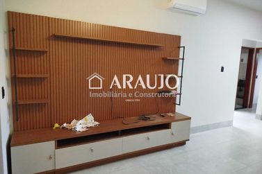 Casa &agrave; venda - 69m&sup2; - Jardim  Santiago