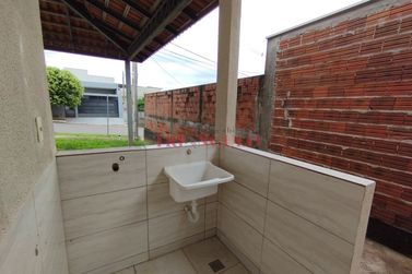 Casa para alugar - 590m&sup2; - ZONA VI