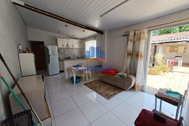 Casa &agrave; venda - 180m&sup2; - Parque San Remo III