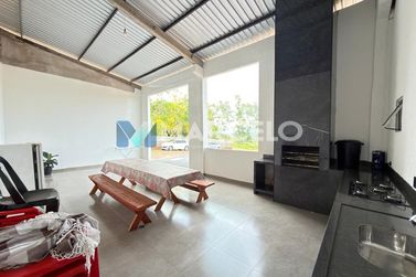 Ch&aacute;cara &agrave; venda - 2800m&sup2; - Zona Rural