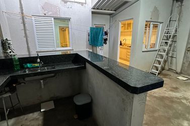 Casa &agrave; venda - 95m&sup2; - PARQUE COLINA VERDE