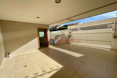Casa &agrave; venda - 199m&sup2; - JARDIM DOS PRINCIPES