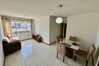 Apartamento &agrave; venda - 76m&sup2; - Zona II