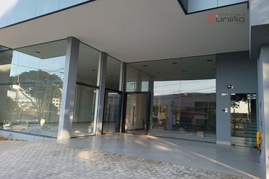 Sal&atilde;o Comercial para alugar - 180m&sup2; - Jardim Aratimbo