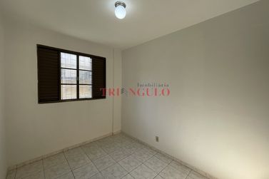 Apartamento para alugar - 61m&sup2; - ZONA I