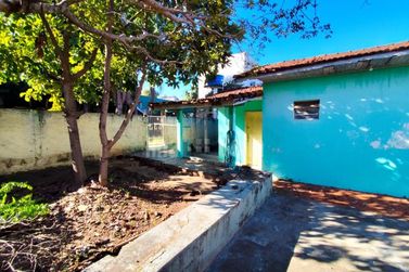 Terreno &agrave; venda - Zona III