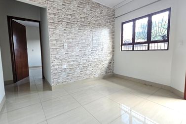 Casa &agrave; venda - 123m&sup2; - ZONA 06